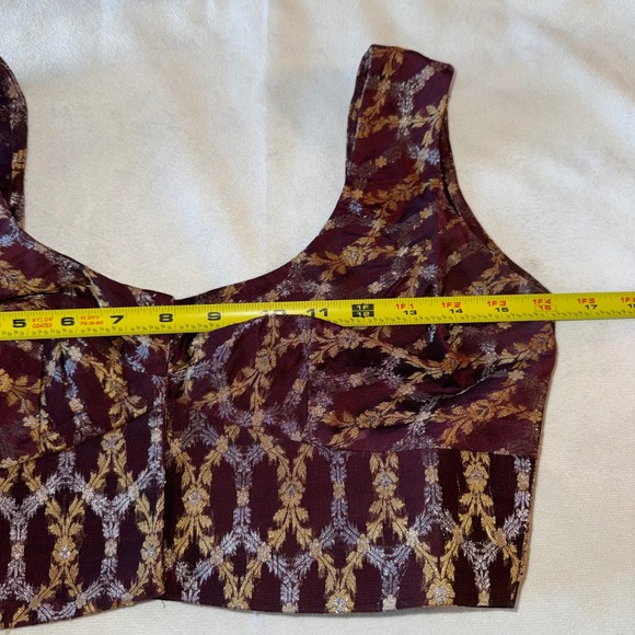 Maroon Sleeveless Crop Top Indian Blouse Bollywood Party Wear Saree - Picture 3 of 4